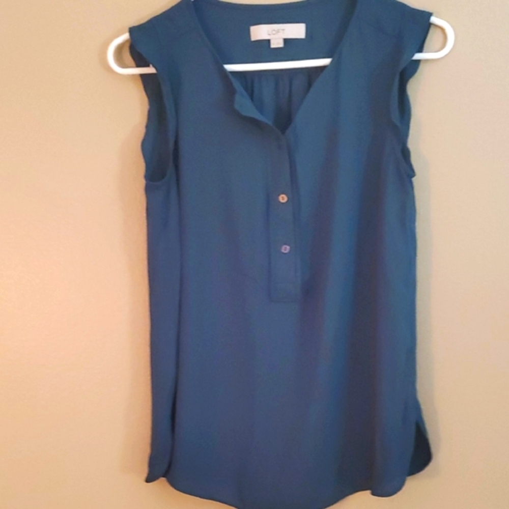 LOFT Teal Sleeveless Blouse